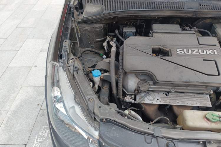 Used Suzuki SX4 2012 1.6L Automatic Ruiqi Model Engine Bay Right