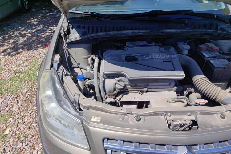 Used Suzuki SX4 2012 1.6L Automatic Ruiqi Model Engine Bay Right