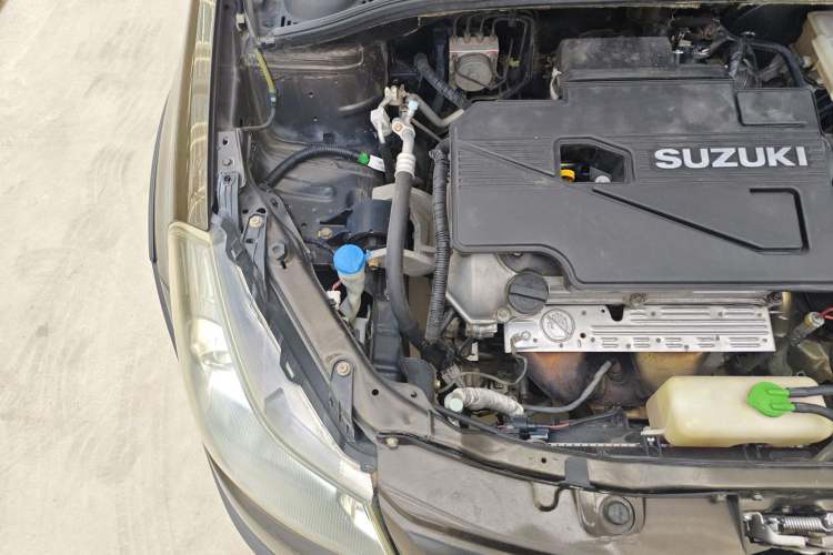 Used Suzuki SX4 2012 1.6L Automatic Ruiqi Model Engine Bay Right