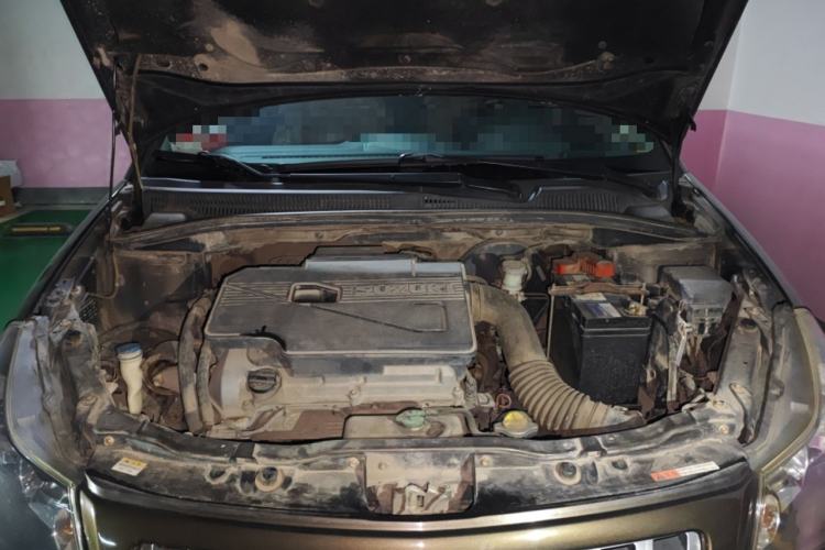 Used Suzuki SX4 2012 1.6L Automatic Ruiqi Model Engine Bay
