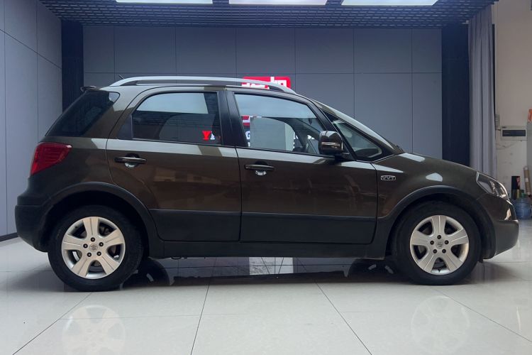 Used Suzuki SX4 2012 1.6L Automatic Ruiqi Model Exterior 2
