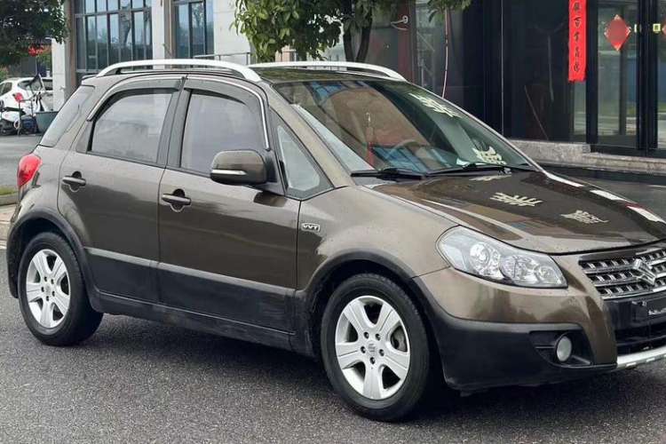 Used Suzuki SX4 2012 1.6L Automatic Ruiqi Model Exterior 2