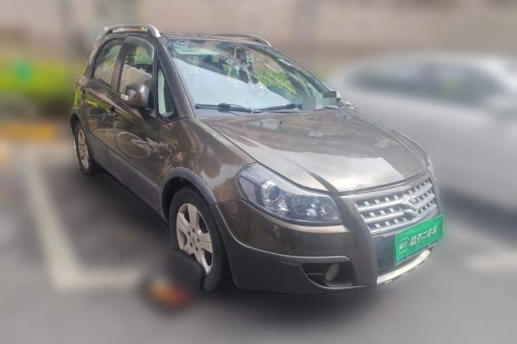 Used Suzuki SX4 2012 1.6L Automatic Ruiqi Model Exterior 4