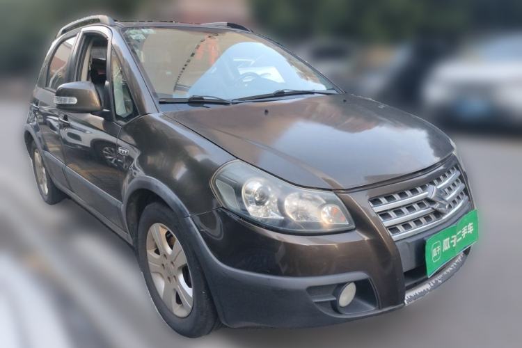 Used Suzuki SX4 2012 1.6L Manual Ruiqi Model Front Right 45 Deg