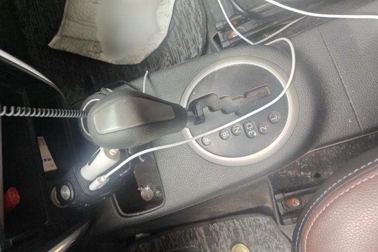 Used Suzuki SX4 2012 1.6L Automatic Ruiqi Model Gear Lever