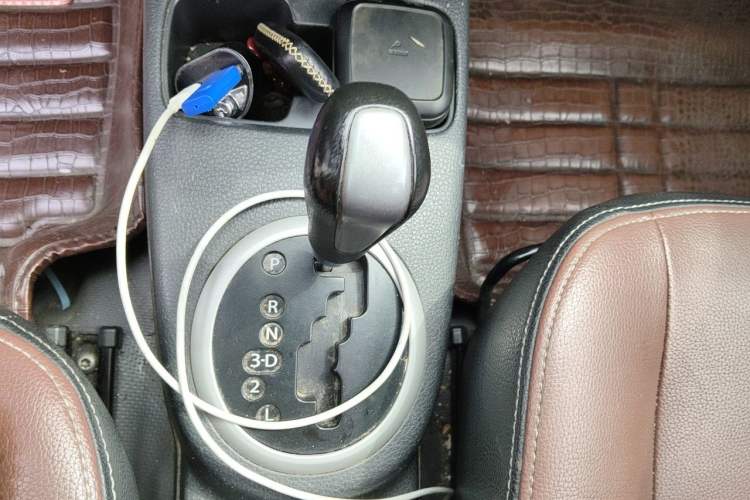 Used Suzuki SX4 2012 Ruiqi 1.8L Automatic Sport Model Gear Lever