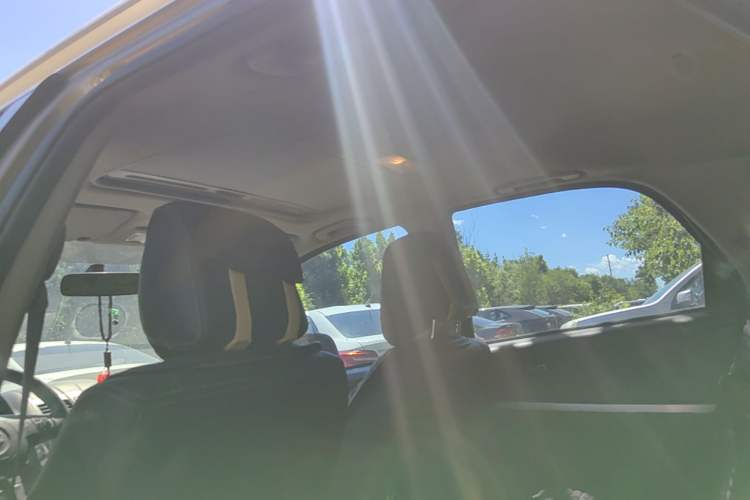 Used Suzuki SX4 2012 1.6L Automatic Ruiqi Model Headliner