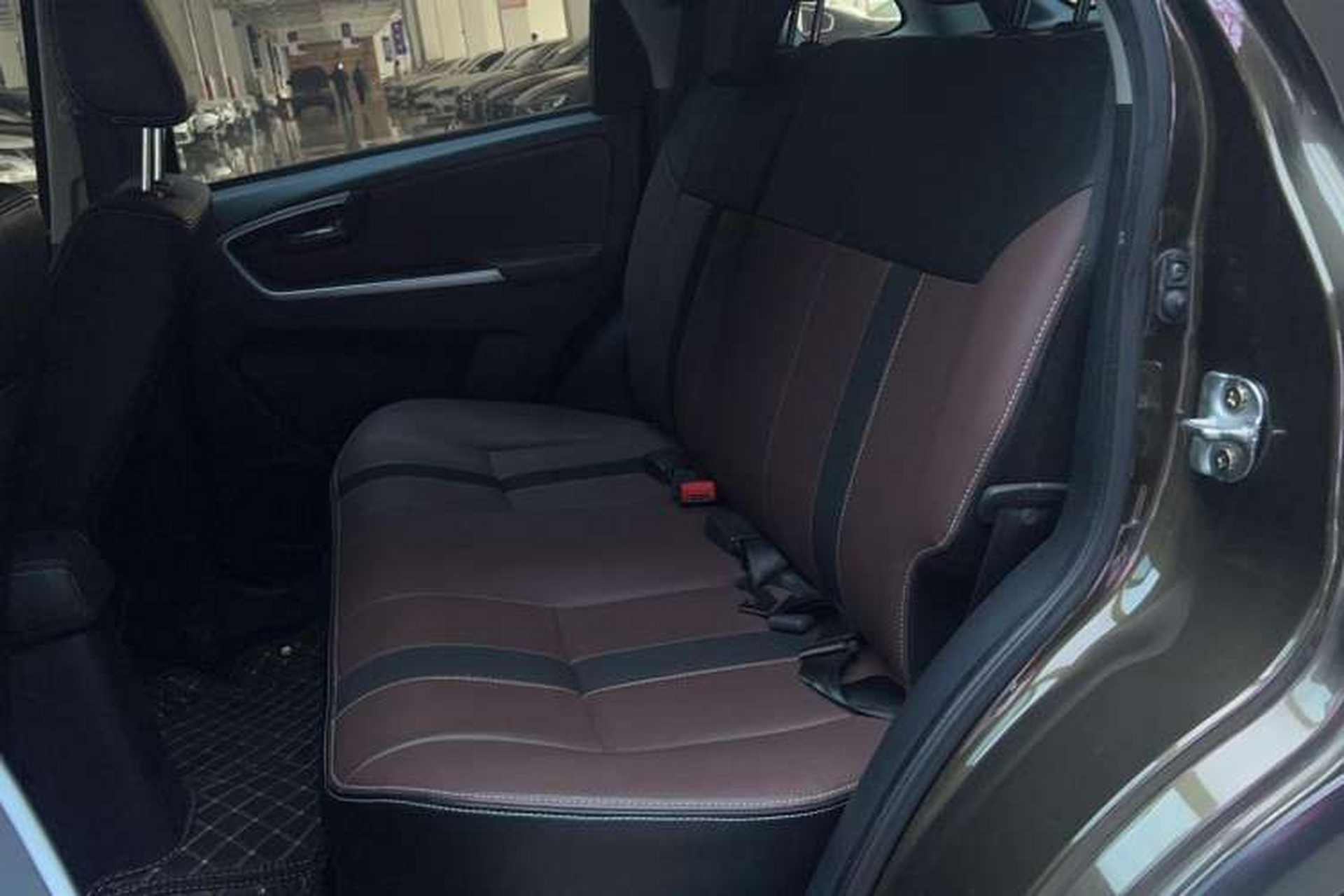Used Suzuki SX4 2012 1.6L Automatic Ruiqi Model Interior 1