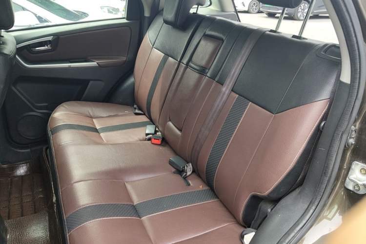 Used Suzuki SX4 2012 Ruiqi 1.8L Automatic Sport Model Left Rear Seat