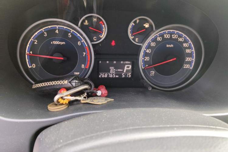 Used Suzuki SX4 2012 Ruiqi 1.8L Automatic Sport Model Odometer Close Up