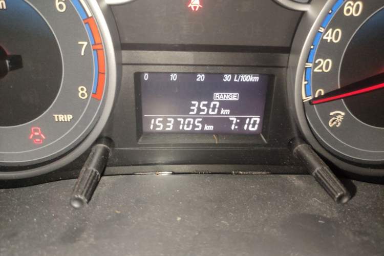 Used Suzuki SX4 2012 1.6L Manual Ruiqi Model Odometer Close Up