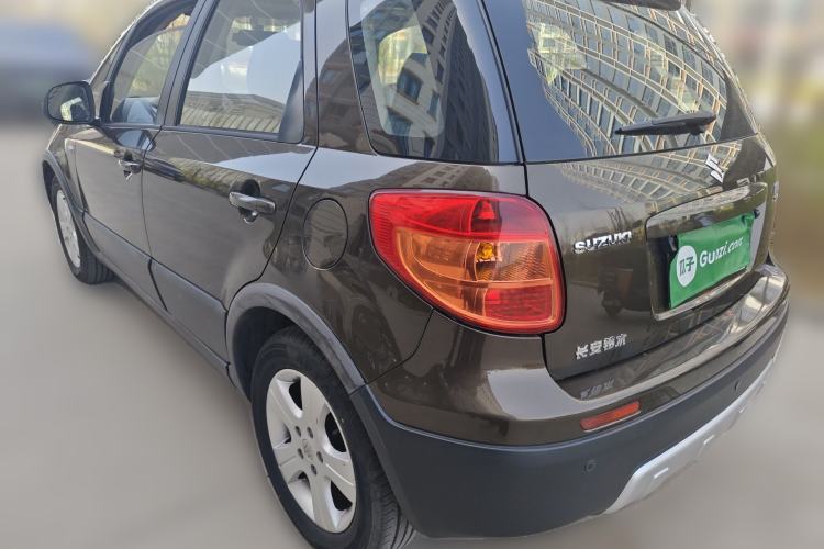 Used Suzuki SX4 2012 1.6L Automatic Ruiqi Model Rear Left 45 Deg