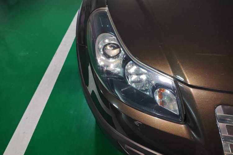 Used Suzuki SX4 2012 1.6L Automatic Ruiqi Model Right Front Headlight