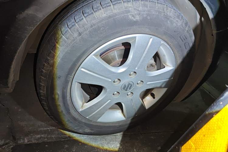 Used Suzuki SX4 2012 Ruiqi 1.8L Automatic Sport Model Right Front Wheel Hub