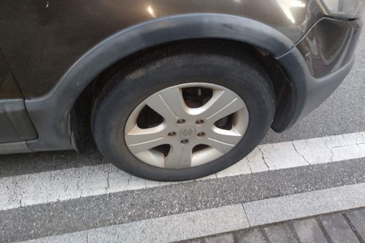 Used Suzuki SX4 2012 1.6L Manual Ruiqi Model Right Front Wheel Hub
