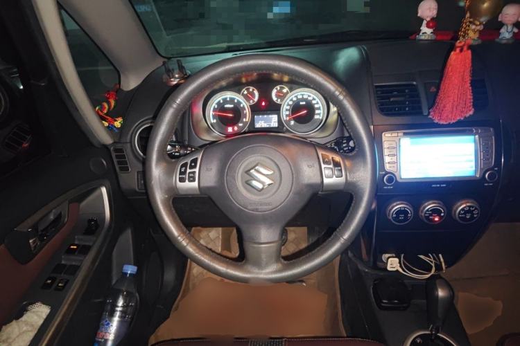 Used Suzuki SX4 2012 Ruiqi 1.8L Automatic Sport Model Steering Wheel