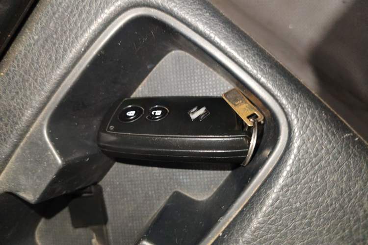 Used Suzuki SX4 2012 1.6L Manual Ruiqi Model Vehicle Key