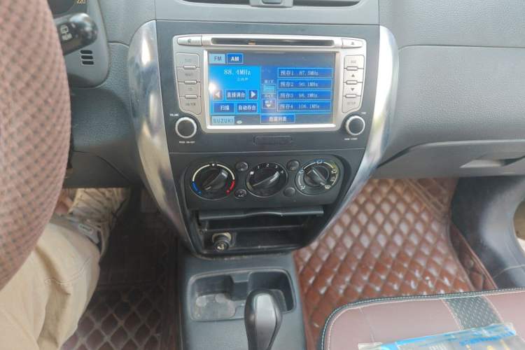 Used Suzuki SX4 2012 1.6L Automatic Ruiqi Model Audio And AC Panel