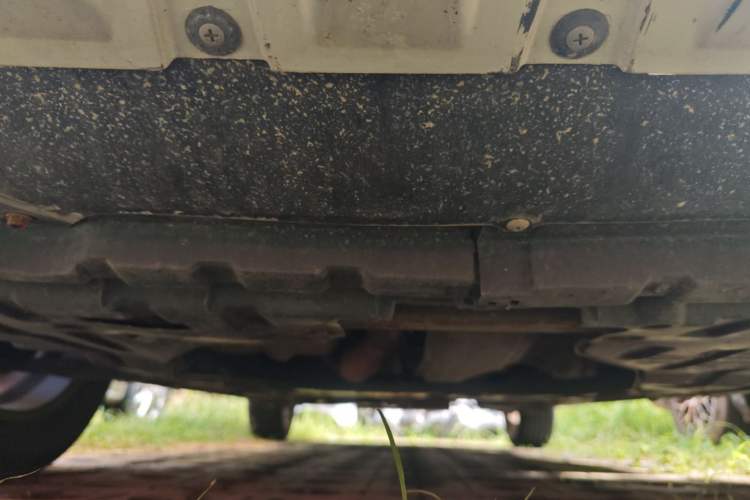 Used Suzuki SX4 2012 1.6L Manual Ruiqi Model Chassis Front