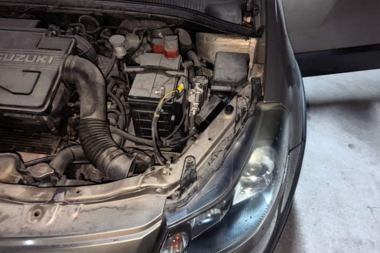 Used Suzuki SX4 2012 Ruiqi 1.8L Automatic Sport Model Engine Bay Left