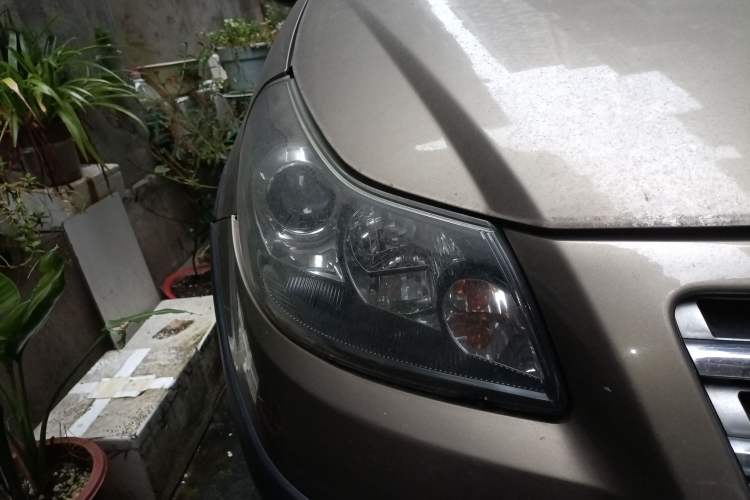 Used Suzuki SX4 2012 1.6L Manual Ruiqi Model Exterior 6