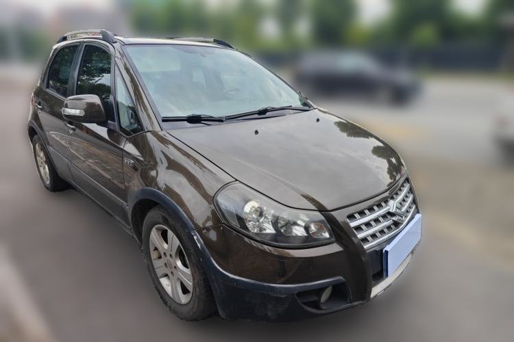 Used Suzuki SX4 2012 1.6L Manual Ruiqi Model Front Right 45 Deg