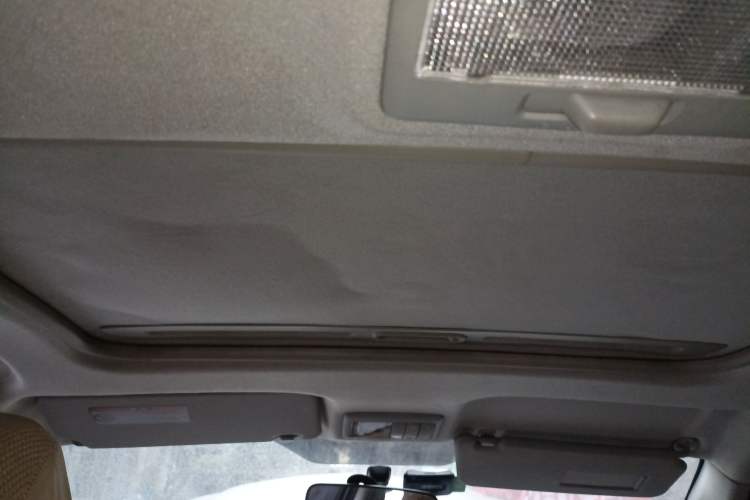 Used Suzuki SX4 2012 1.6L Manual Ruiqi Model Headliner