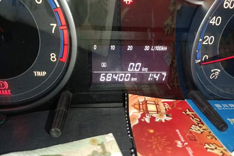 Used Suzuki SX4 2012 1.6L Manual Ruiqi Model Odometer Close Up