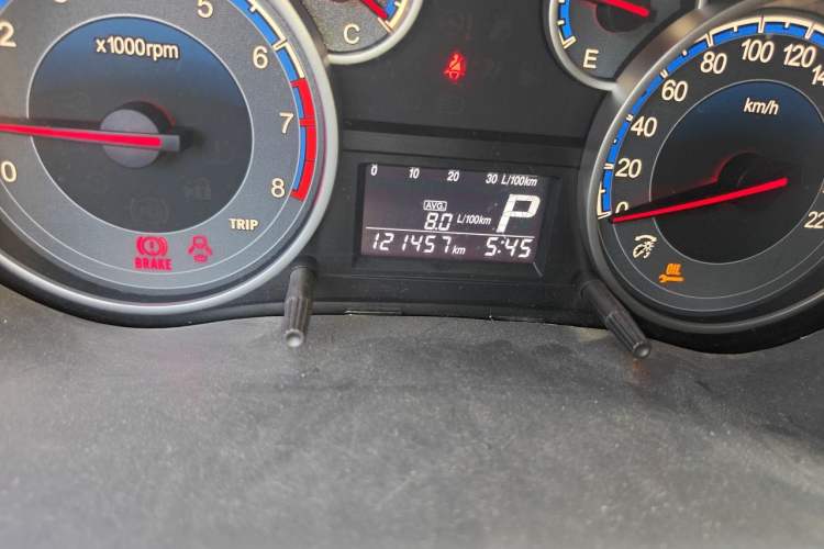 Used Suzuki SX4 2012 1.6L Automatic Ruiqi Model Odometer Close Up