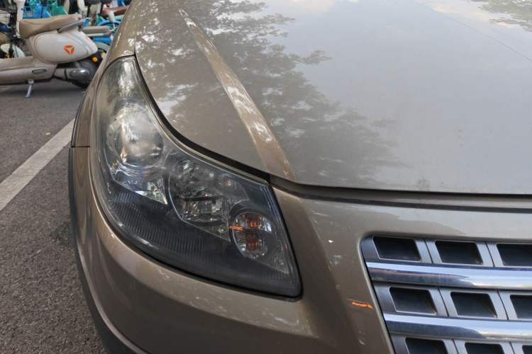 Used Suzuki SX4 2012 1.6L Automatic Ruiqi Model Right Front Headlight