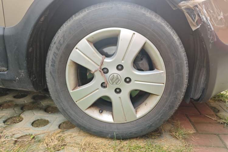 Used Suzuki SX4 2012 1.6L Manual Ruiqi Model Right Front Wheel Hub