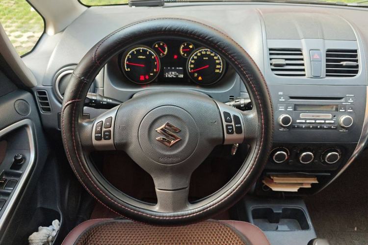 Used Suzuki SX4 2012 1.6L Manual Ruiqi Model Steering Wheel