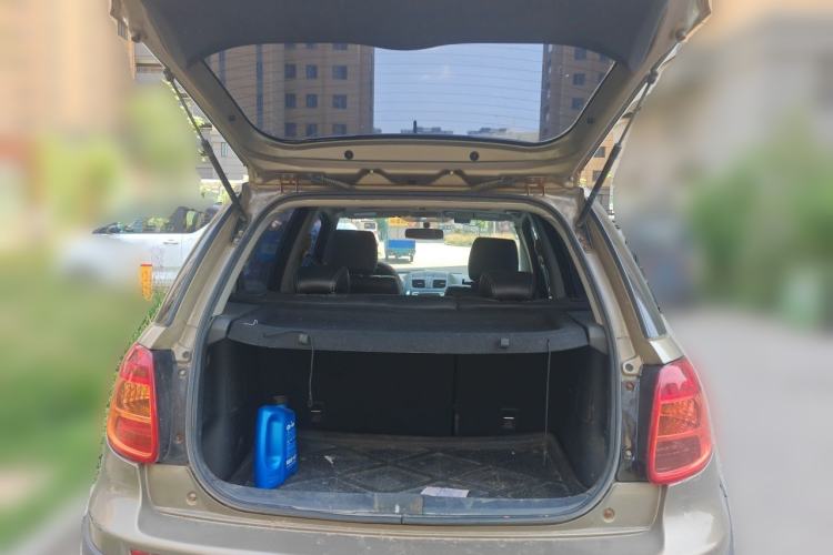 Used Suzuki SX4 2012 1.6L Automatic Ruiqi Model Trunk