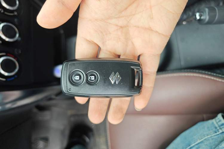 Used Suzuki SX4 2012 1.6L Manual Ruiqi Model Vehicle Key