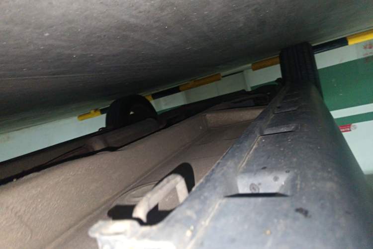 Used Suzuki SX4 2012 1.6L Automatic Ruiqi Model Chassis Front Right