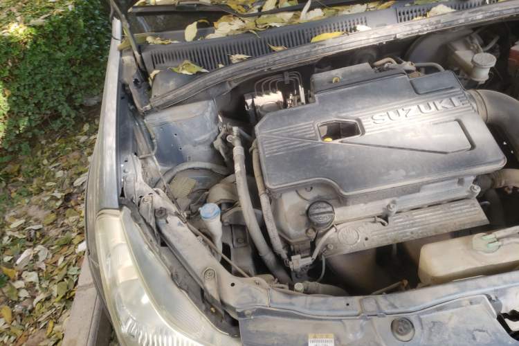 Used Suzuki SX4 2012 1.6L Manual Ruiqi Model Engine Bay Right