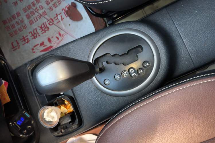 Used Suzuki SX4 2012 Ruiqi 1.8L Automatic Sport Model Gear Lever
