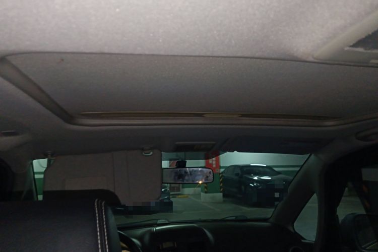 Used Suzuki SX4 2012 1.6L Automatic Ruiqi Model Headliner