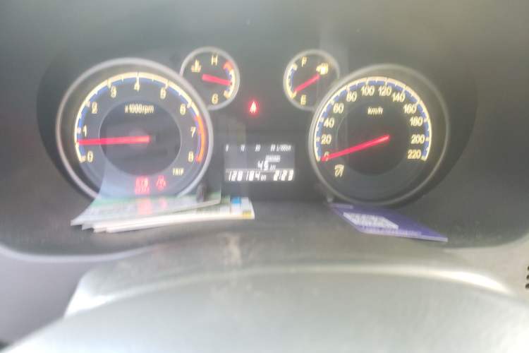 Used Suzuki SX4 2012 1.6L Manual Ruiqi Model Odometer Close Up