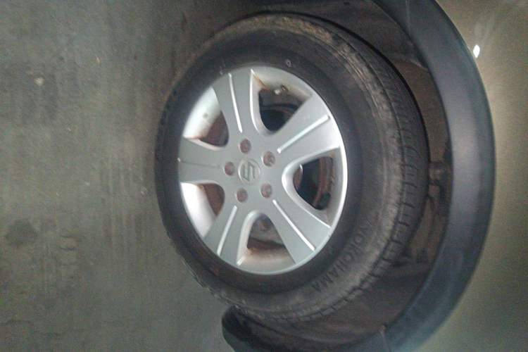 Used Suzuki SX4 2012 1.6L Automatic Ruiqi Model Right Front Wheel Hub