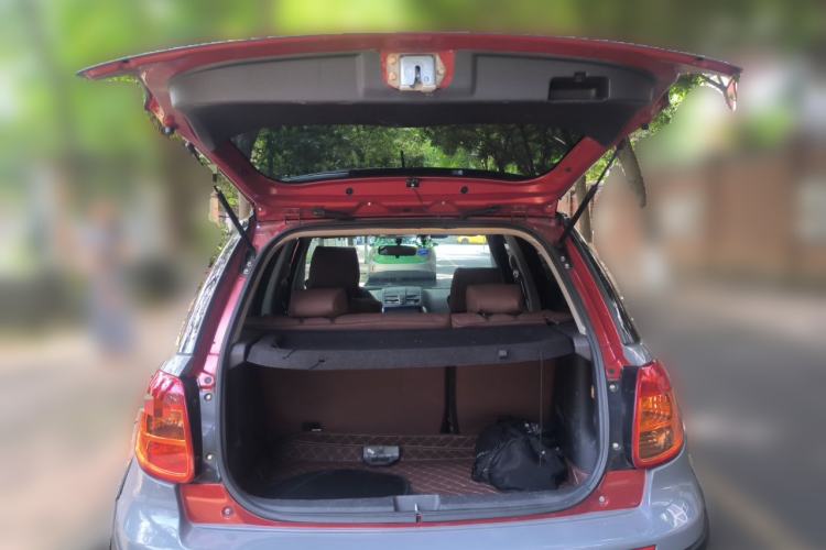 Used Suzuki SX4 2012 1.6L Automatic Ruiqi Model Trunk