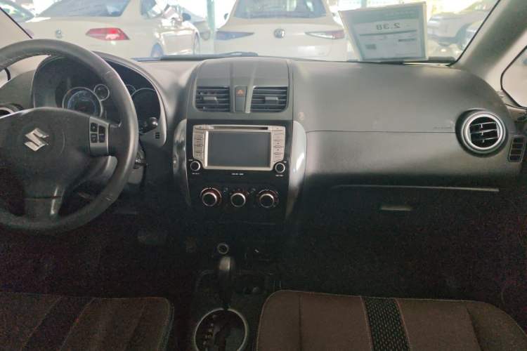 Used Suzuki SX4 2012 1.6L Automatic Ruiqi Model Audio And AC Panel