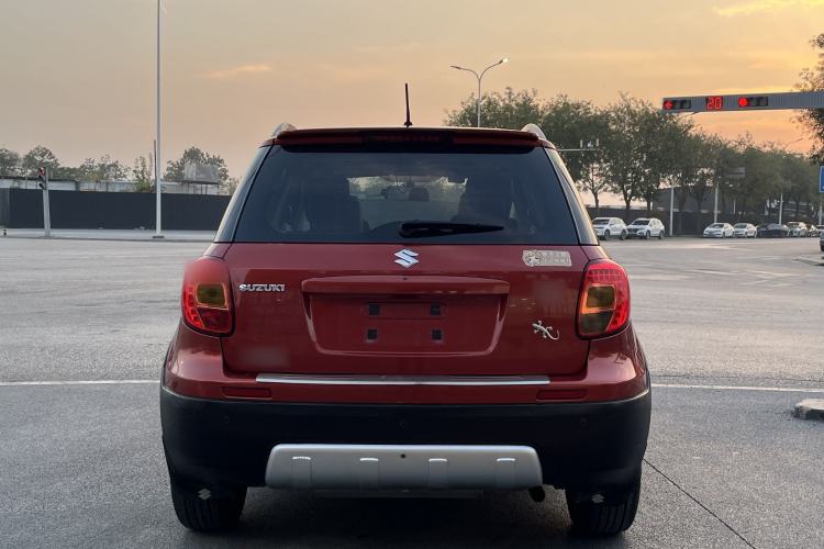 Used Suzuki SX4 2012 1.6L Automatic Ruiqi Model Exterior 5