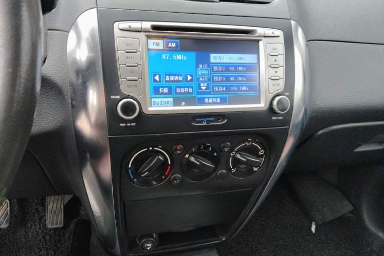 Used Suzuki SX4 2012 1.6L Manual Ruiqi Model Audio And AC Panel