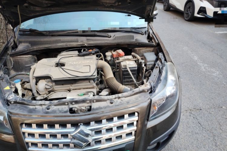 Used Suzuki SX4 2012 1.6L Manual Ruiqi Model Engine Bay Left