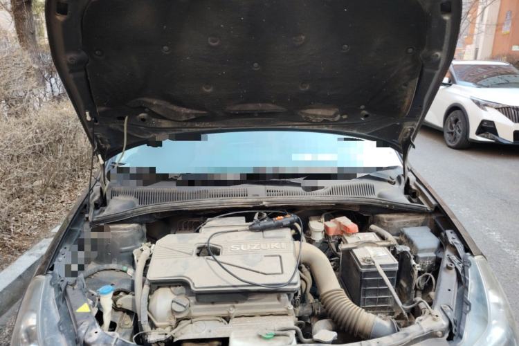 Used Suzuki SX4 2012 1.6L Manual Ruiqi Model Engine Bay