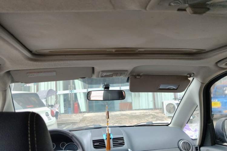 Used Suzuki SX4 2012 1.6L Manual Ruiqi Model Headliner