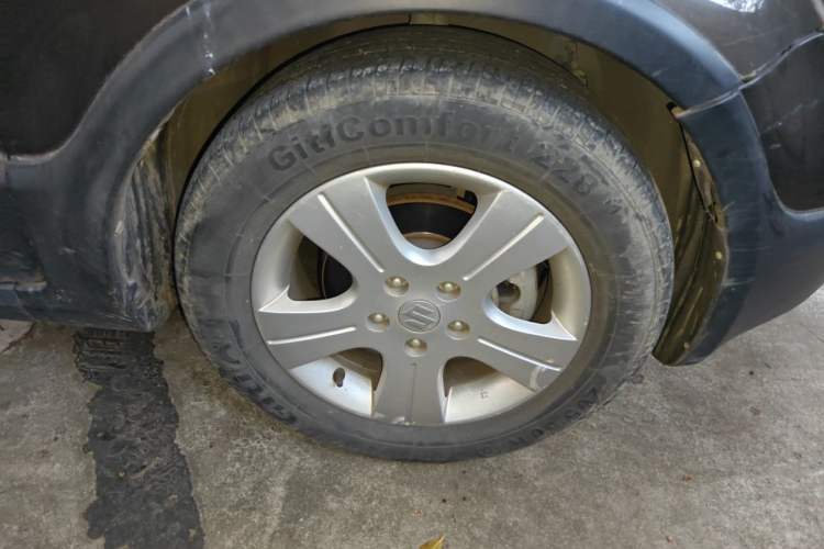 Used Suzuki SX4 2012 1.6L Manual Ruiqi Model Right Front Wheel Hub