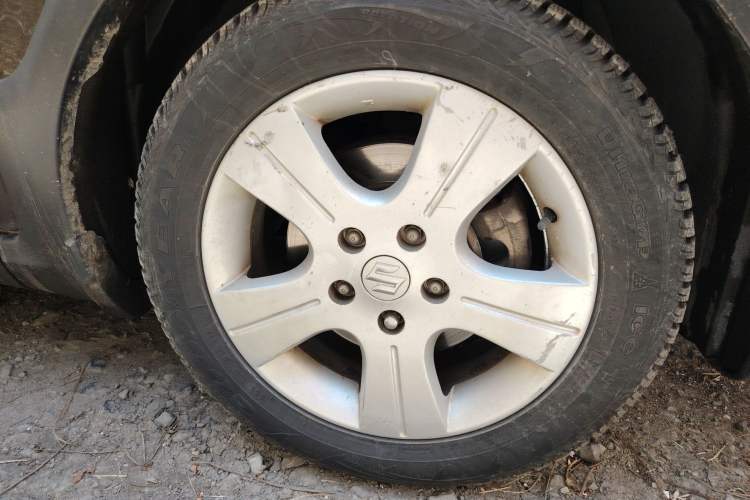 Used Suzuki SX4 2012 1.6L Manual Ruiqi Model Right Front Wheel Hub
