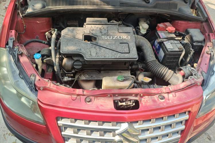 Used Suzuki SX4 2012 1.6L Automatic Ruiqi Model Engine Bay